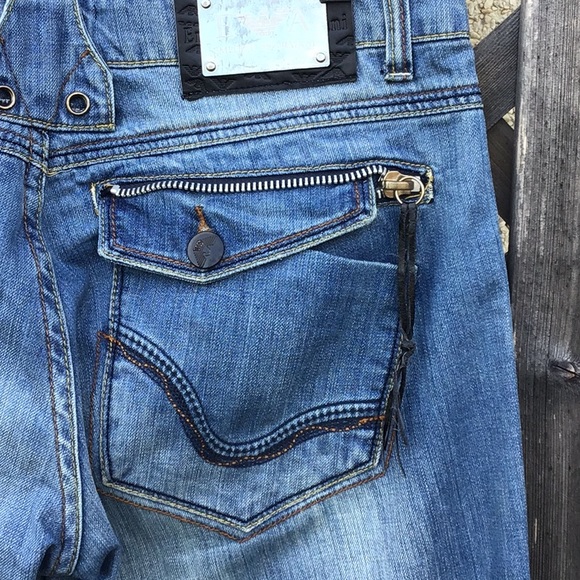 Emporio Armani jeans w/ leather & zip accents - Picture 9 of 16